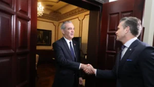 Abinader acuerda con EEUU ampliar cooperación marítima y aérea