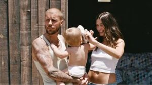 Hailey Bieber habló sobre cómo lleva su matrimonio con Justin Bieber: “Nos lo tomamos un día a la vez”