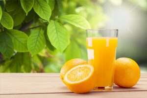 ¿El jugo de naranja es tan saludable? Nuevo estudio cuestiona sus efectos en el cuerpo