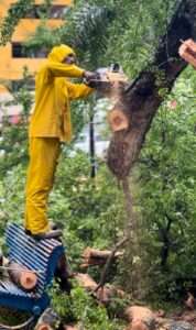 Dío Astacio activa brigadas de emergencia ante efectos de onda tropical y vaguada