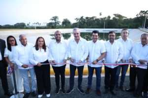 Abinader entrega moderna planta de tratamiento de aguas en el municipio Pimentel