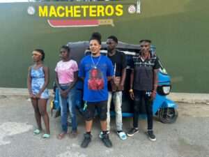 Ejército detiene triciclo que trasladaba haitianos indocumentados en Mao