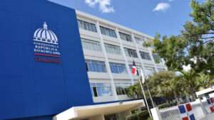 Ministerio de Trabajo anuncia traslado del feriado por el Día de la Constitución al lunes 10 de noviembre