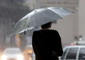 Lluvias aisladas en el norte del país por vaguadas y viento; mañanas con temperaturas agradables