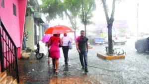 Vaguada provoca lluvias y tormentas eléctricas en varias provincias