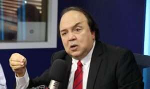 Vinicio Castillo califica de “insólito” planteamiento de eliminar subsidios del programa “Aliméntate”