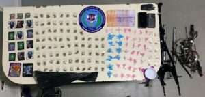 Operativo en Santiago: tres detenidos y más de dos toneladas de cable, drogas y armas incautadas