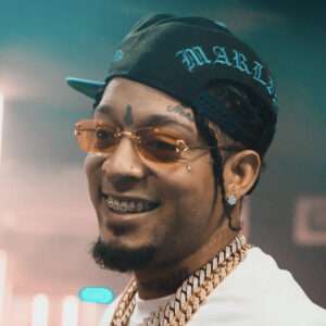 Caos en carnaval de Barahona tras incidente armado durante show de Rochy RD