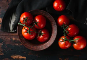 Tomate: el aliado natural para proteger el corazón y mejorar la salud, según estudios