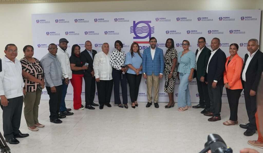 INDRHI invita a periodistas a recorrer obras hidráulicas para fortalecer la transparencia