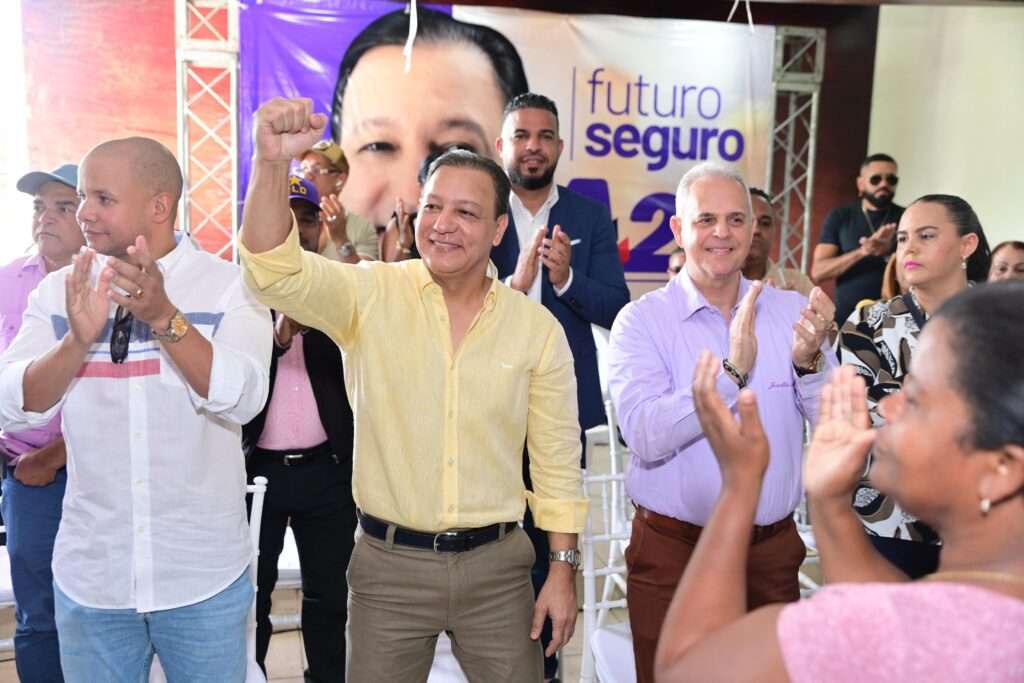 Abel Martínez desde La Vega: “El tiempo de promesas terminó; ahora toca cumplir”