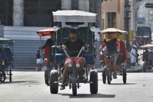Gobierno español afirma que intensifica apoyo a Cuba mientras analiza medidas con aliados